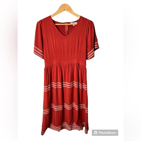 Polagram MIDI Dress - Picture 1 of 4